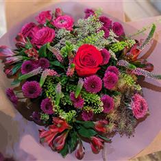 Florist Choice Valentine Bouquet (Not Aqua)