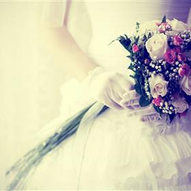 fwthumbbride-bouquet-flowers-gloves-wedding-hd-wallpaper.jpg